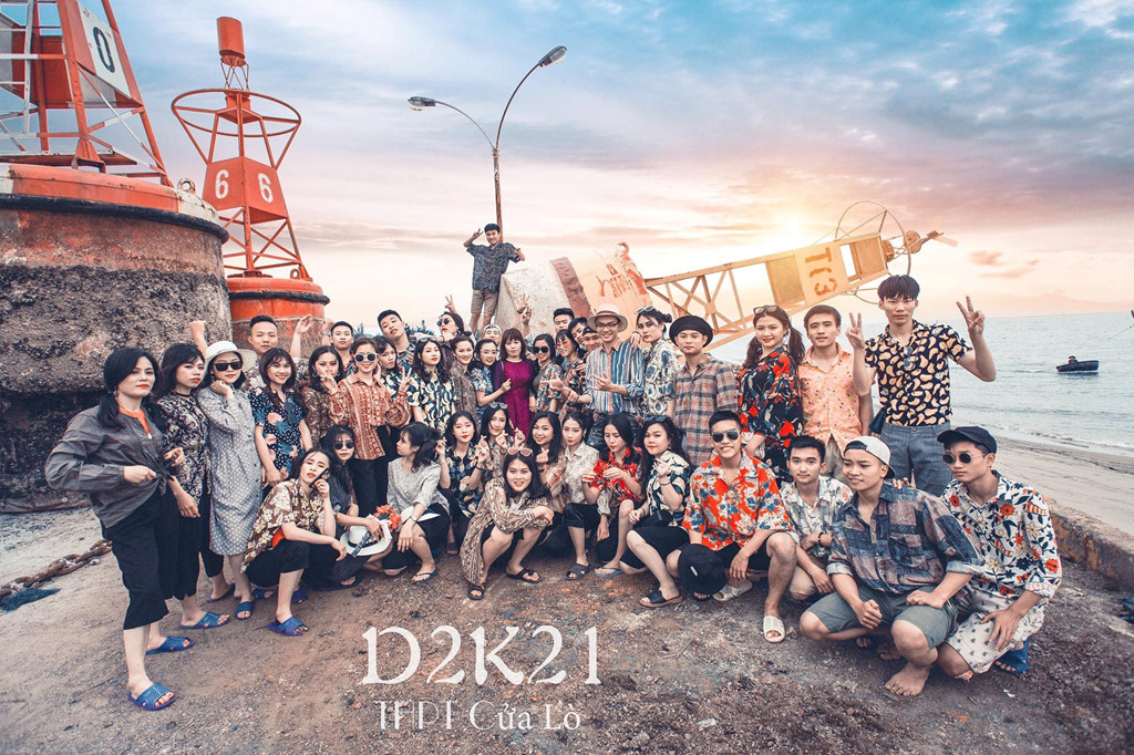 Ảnh kỷ yếu Mình cưới nhau đi của teen Nghệ An